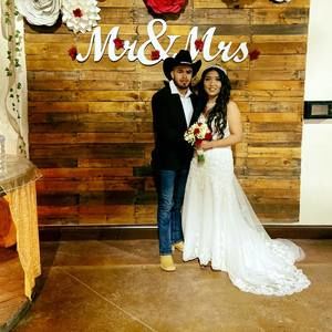 Meet your Posher, Alma